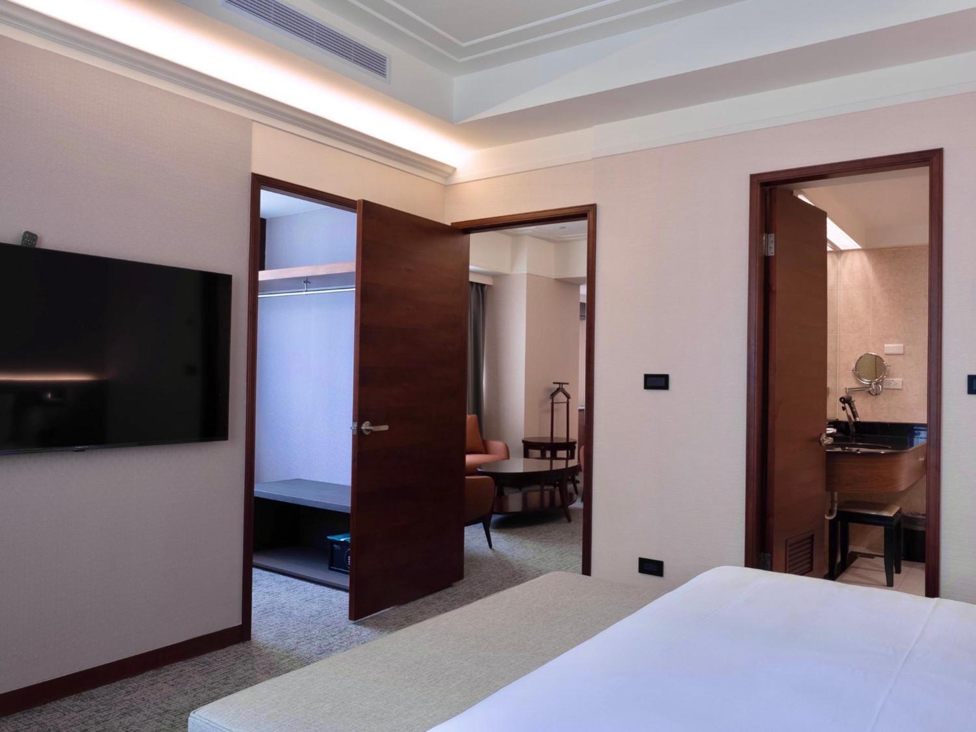 Hotel Fullon Poshtel Jhongli Čung-li Exteriér fotografie