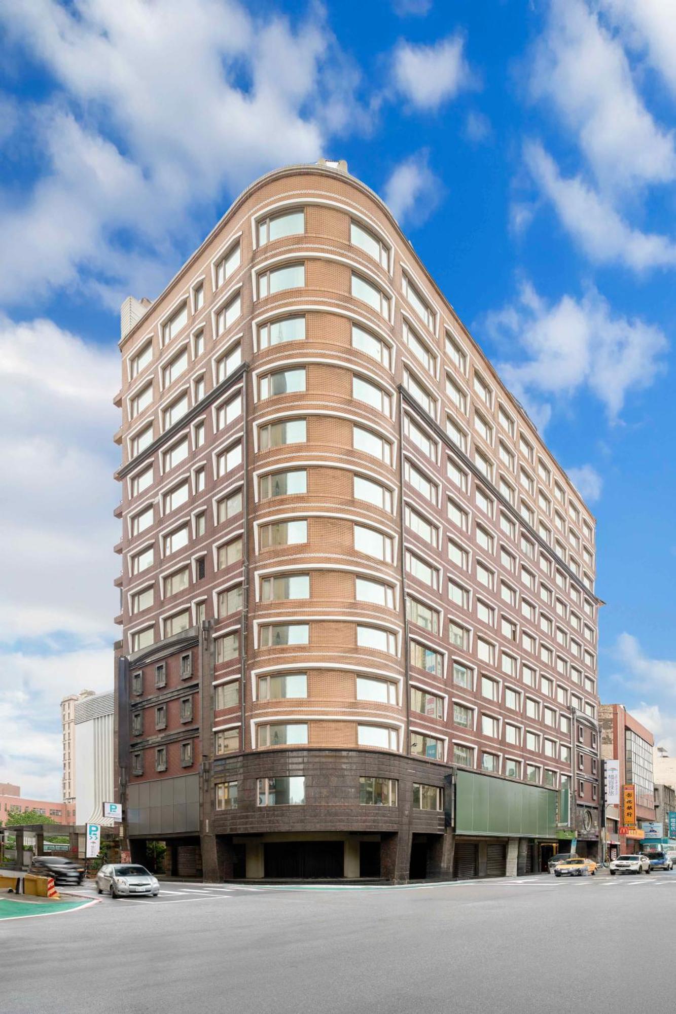 Hotel Fullon Poshtel Jhongli Čung-li Exteriér fotografie